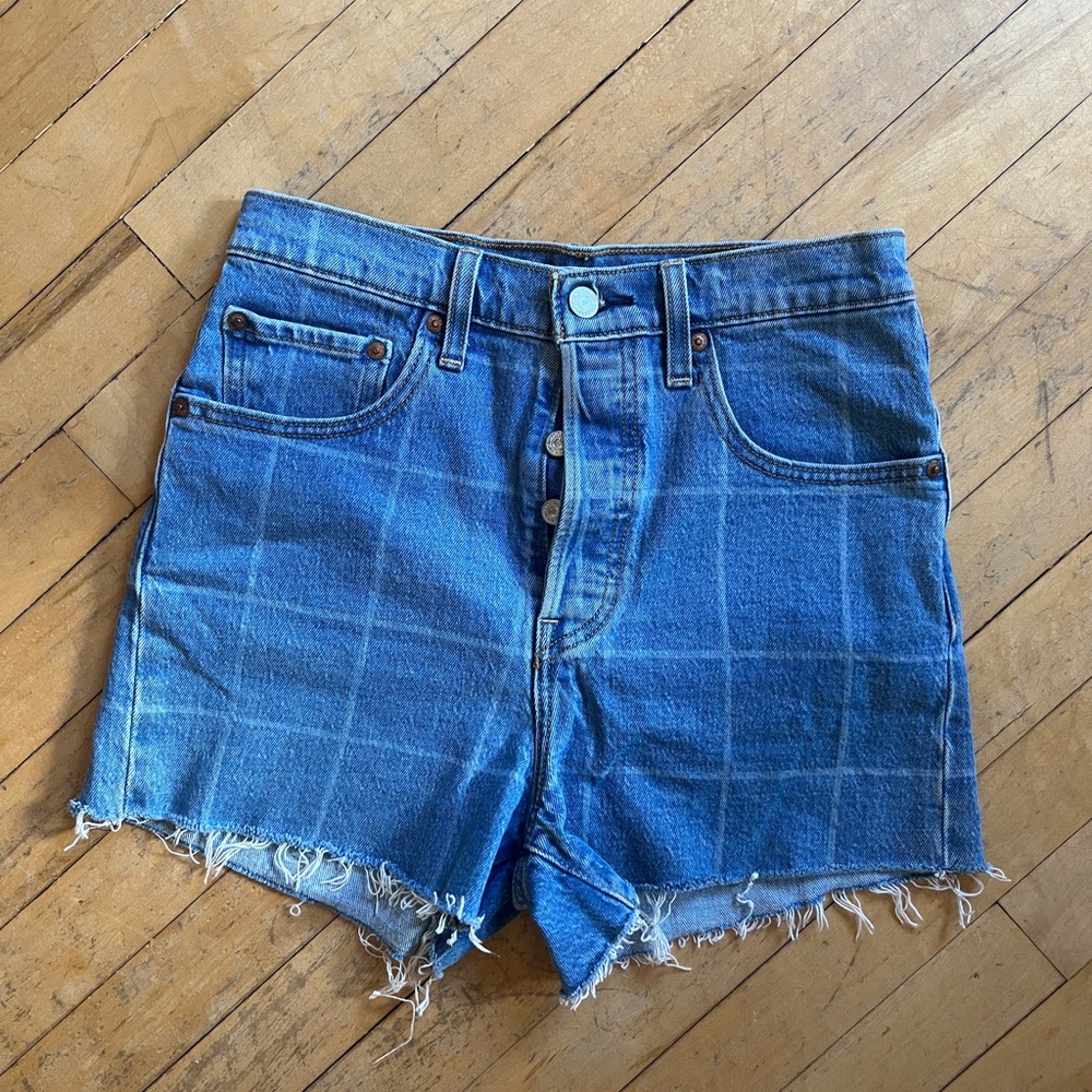 Levi's Ribcage patterned cut offs